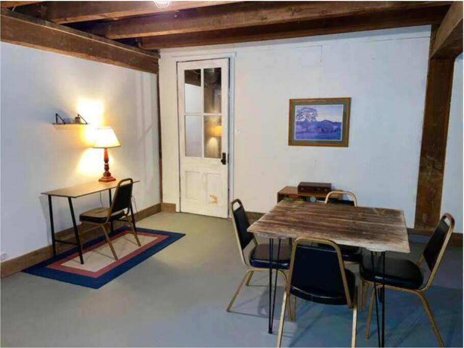 The Barn At Evermore: Riverfront Retreat W/Hot Tub Luray Exteriör bild